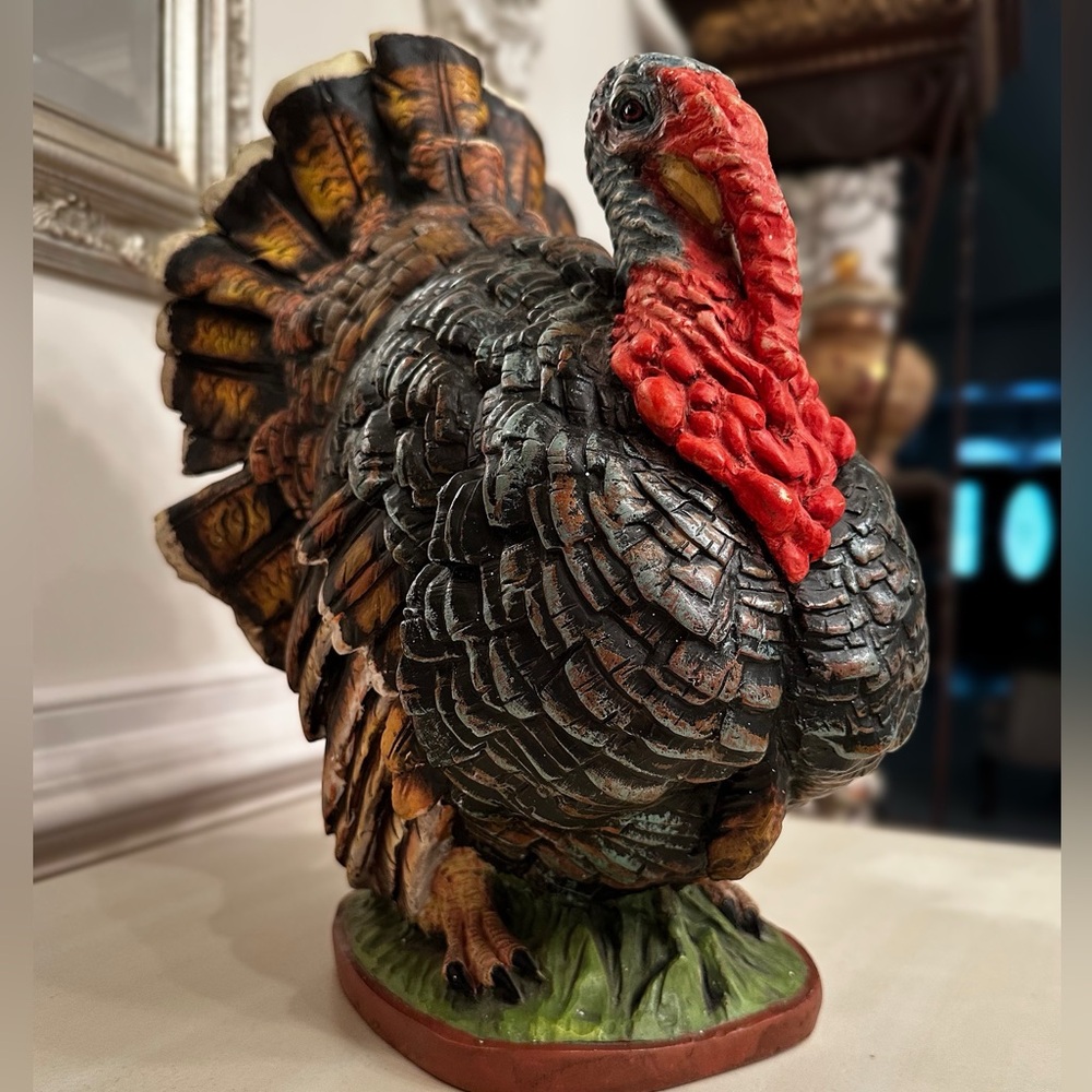 Beautiful Resin Turkey - Picture 3 of 9